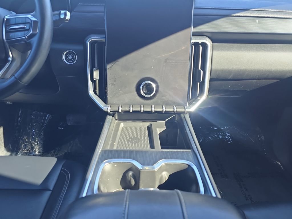 Used 2024 GMC Acadia Elevation image 12