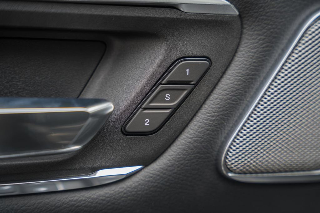 New 2026 RAM 1500 Laramie AWD/4WD image 45