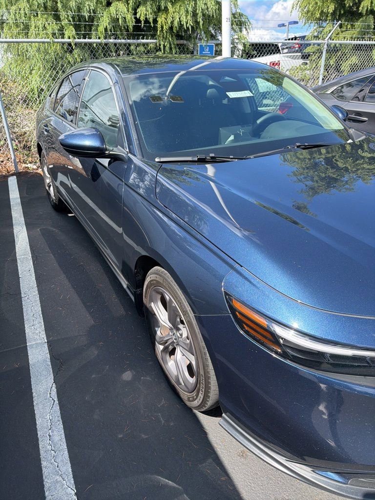 Used 2024 Honda Accord EX image 3