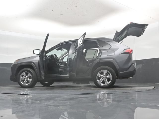 Used 2025 Toyota RAV4 XLE AWD/4WD image 60