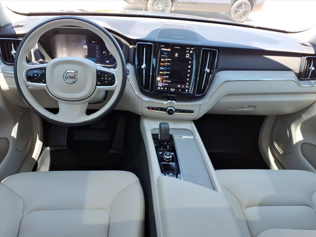 Used 2024 Volvo XC60 B5 Plus w/ Protection Package Premier image 7