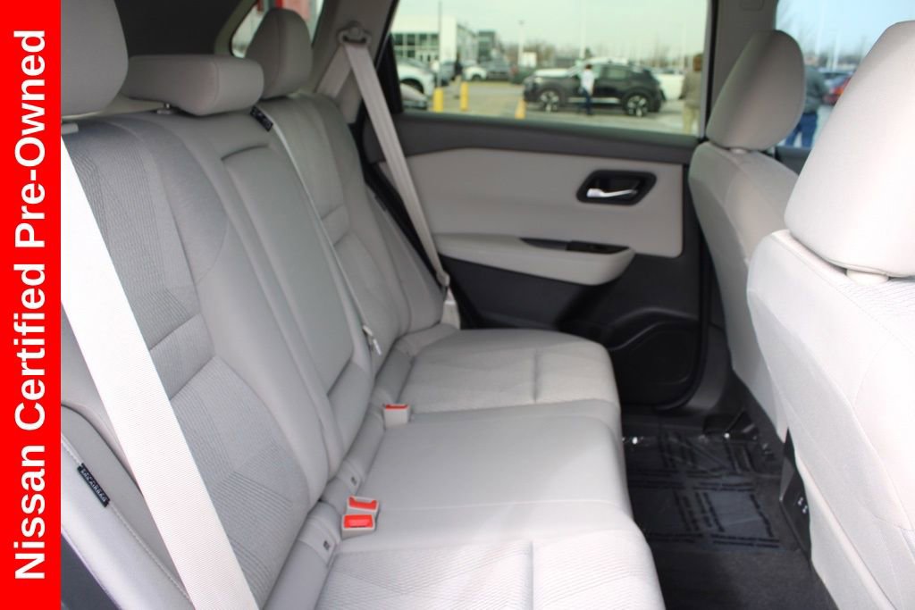 Certified 2024 Nissan Rogue SV image 23