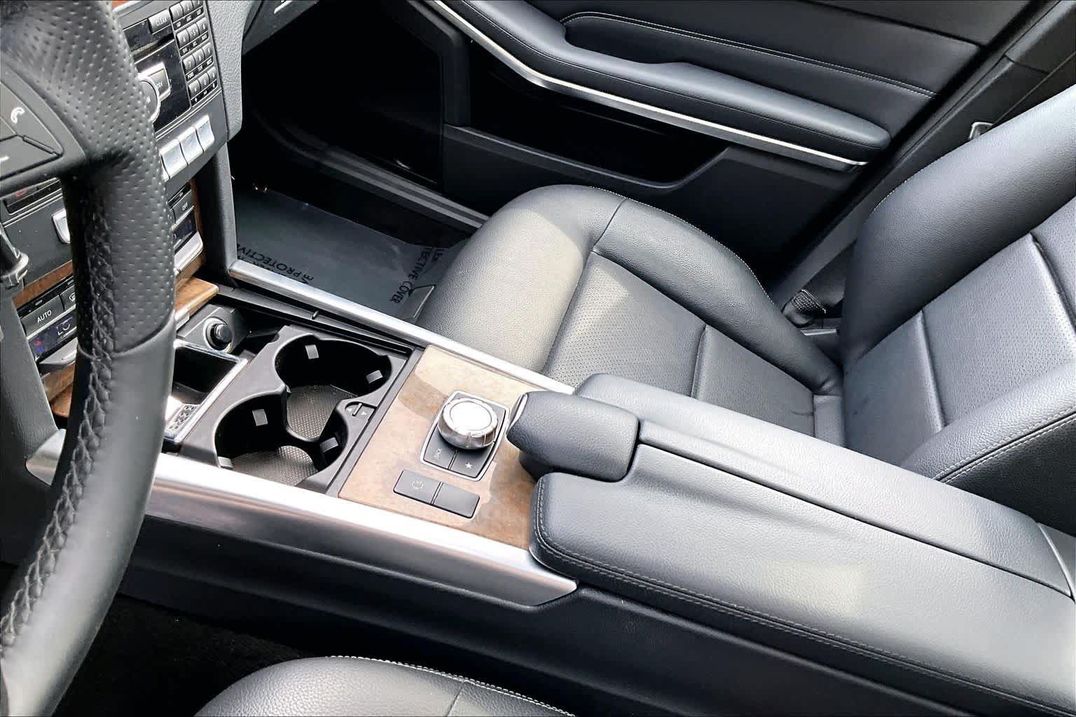 Used 2014 Mercedes-Benz E 350 4MATIC Sedan image 17