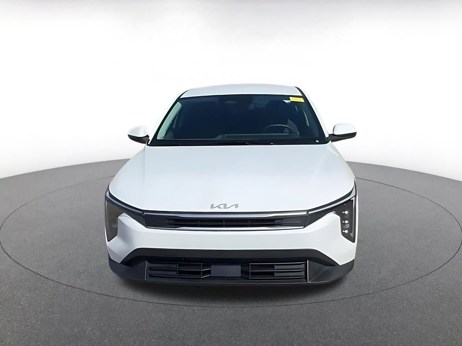 Used 2025 Kia K4 LXS image 4