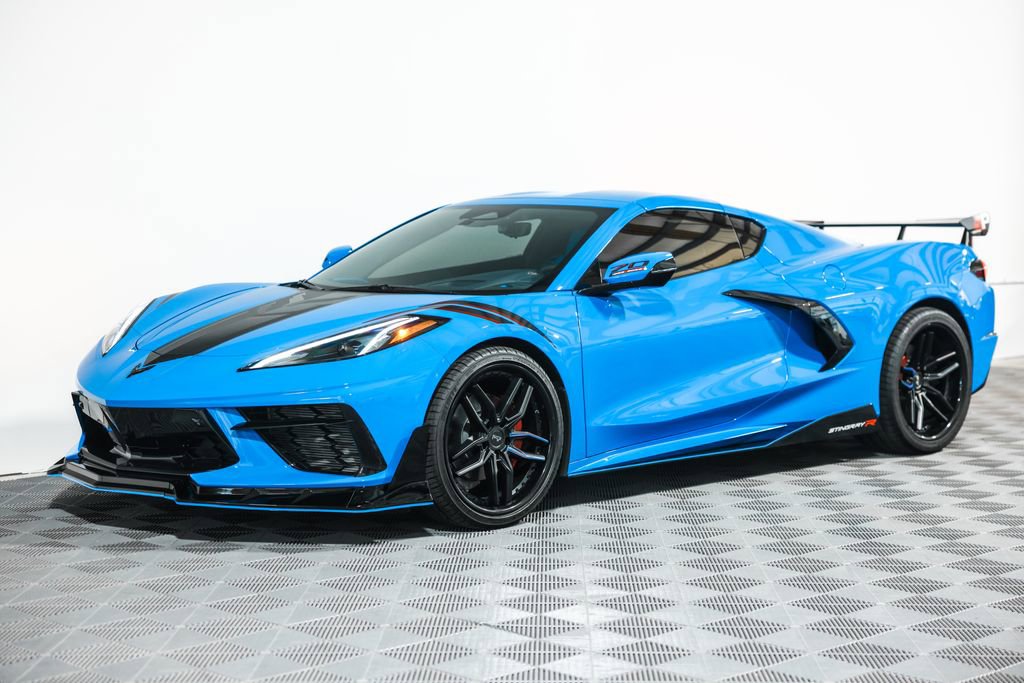 Used 2024 Chevrolet Corvette Stingray Premium Cpe RWD image 17