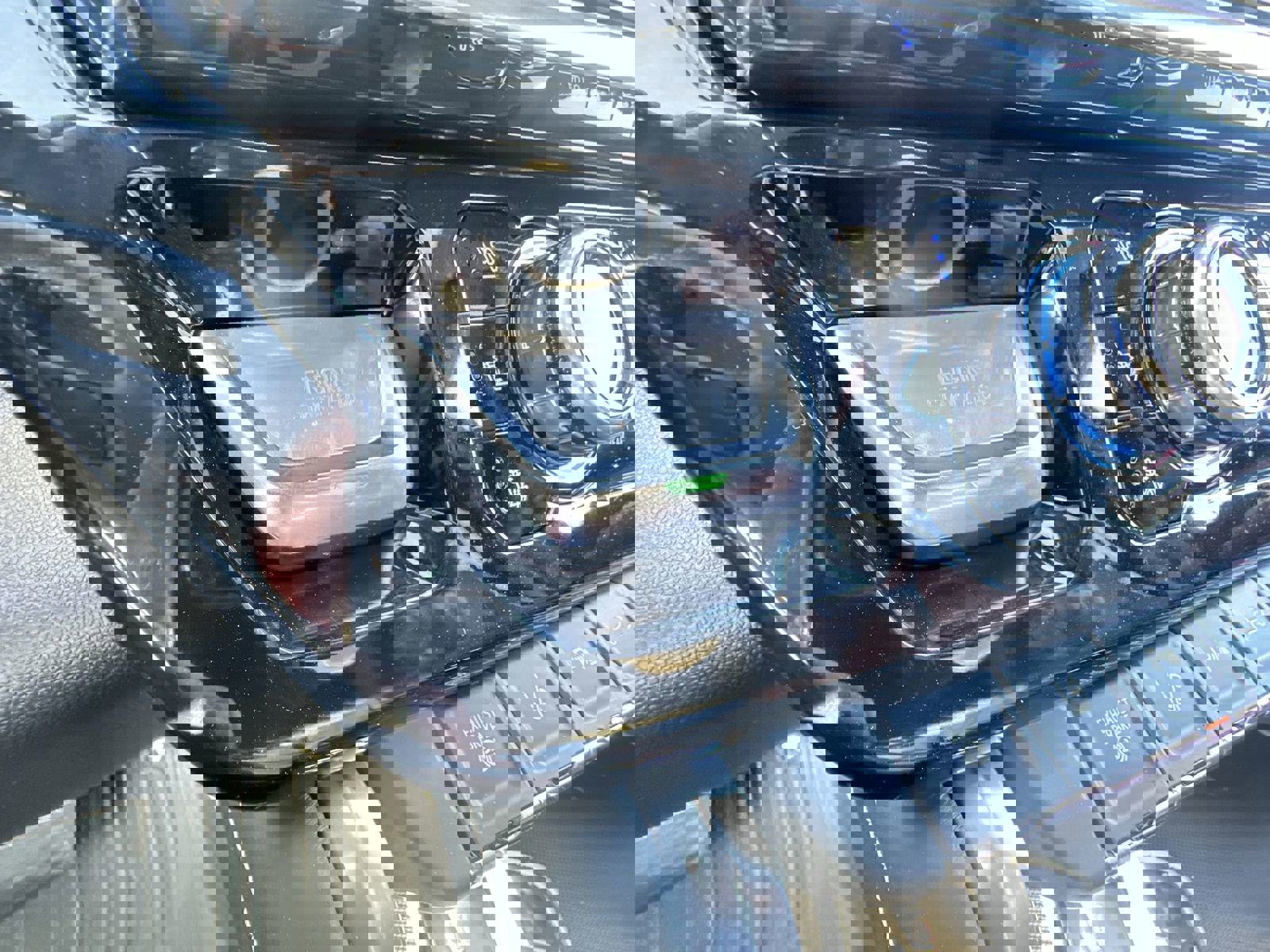 New 2026 GMC Sierra 3500 Denali Ultimate image 17