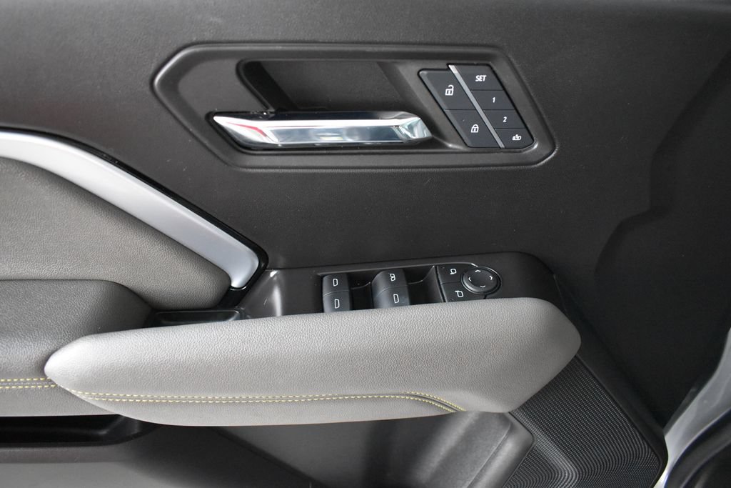 Used 2024 Chevrolet Colorado ZR2 w/ ZR2 Convenience Package III AWD/4WD image 20