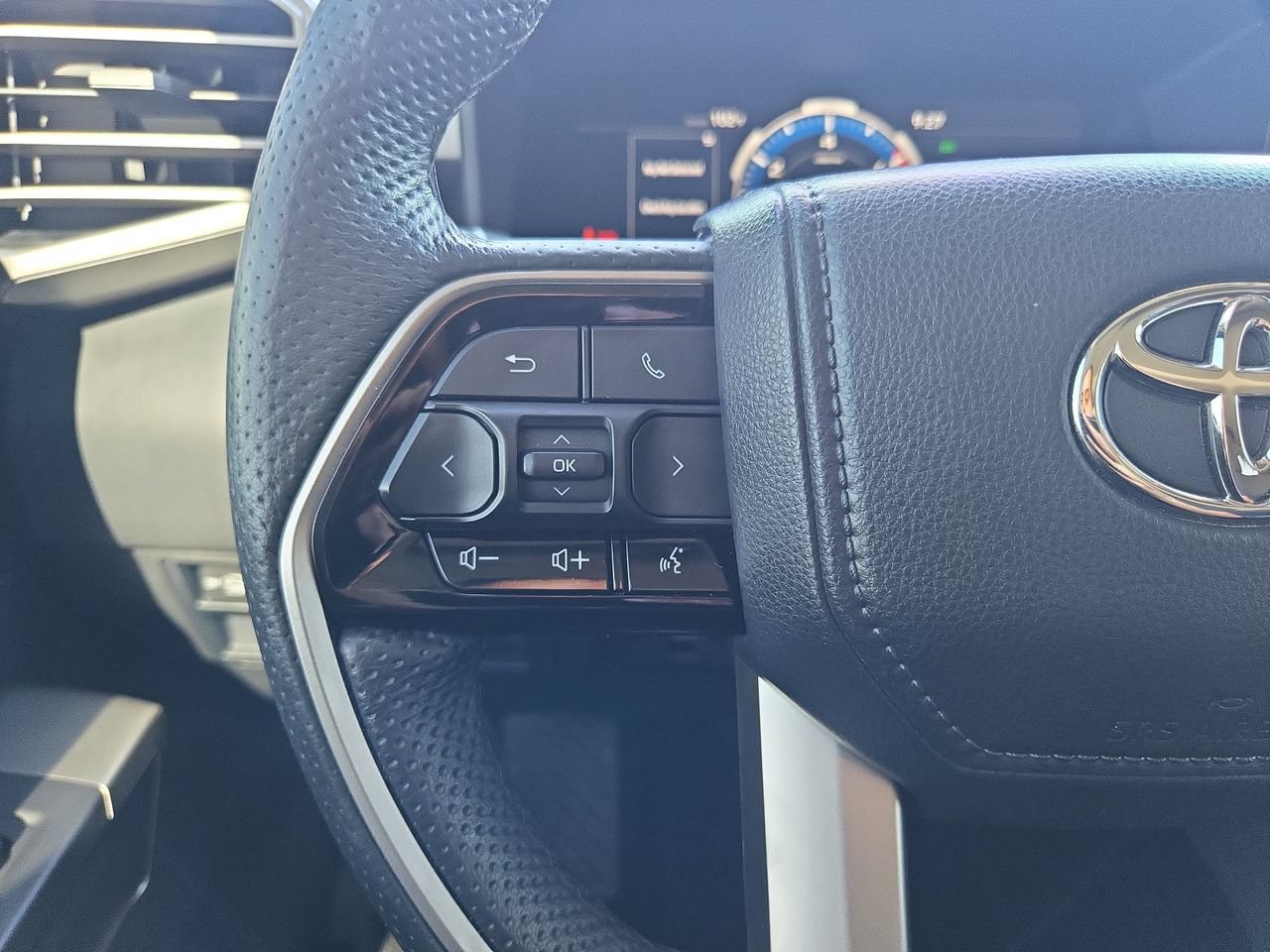 Used 2023 Toyota Sequoia SR5 RWD image 17