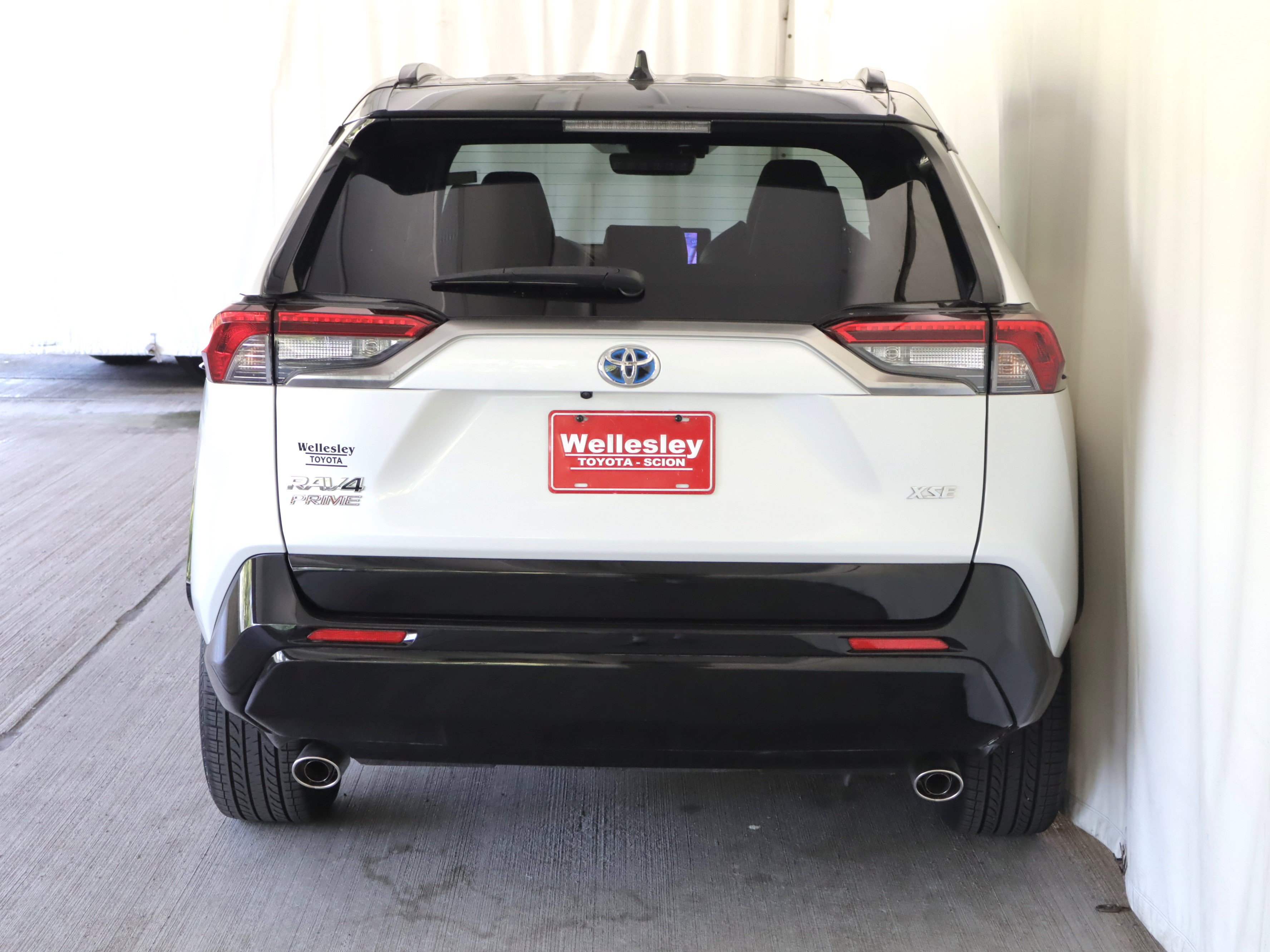 Used 2023 Toyota RAV4 XSE w/ Weather Package AWD/4WD image 28