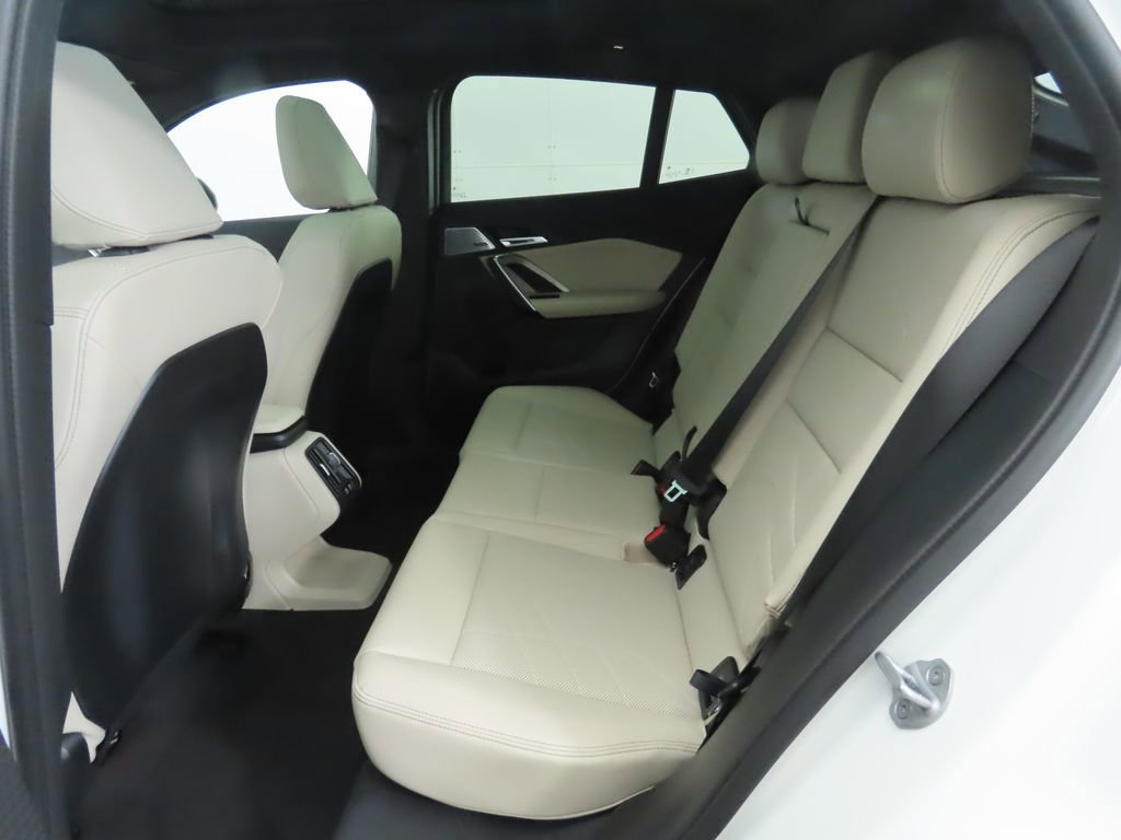 Certified 2025 BMW X2 xDrive28i w/ Premium Package image 22