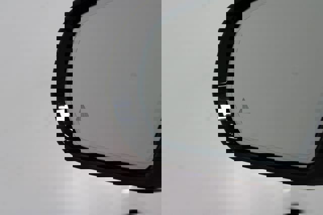 Used 2018 Mercedes-Benz E 300 4MATIC w/ Premium 1 Package image 15