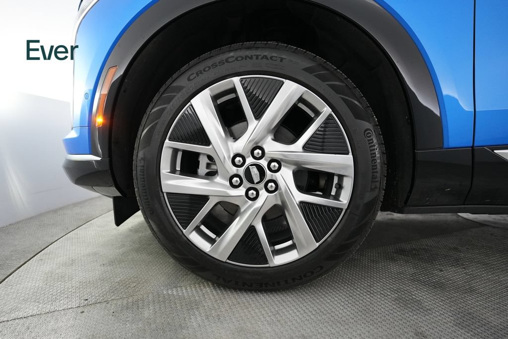 Used 2025 Cadillac Optiq Luxury 1 AWD/4WD image 19