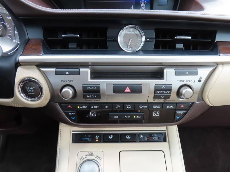 Used 2017 Lexus ES 350 w/ Luxury Package FWD image 24