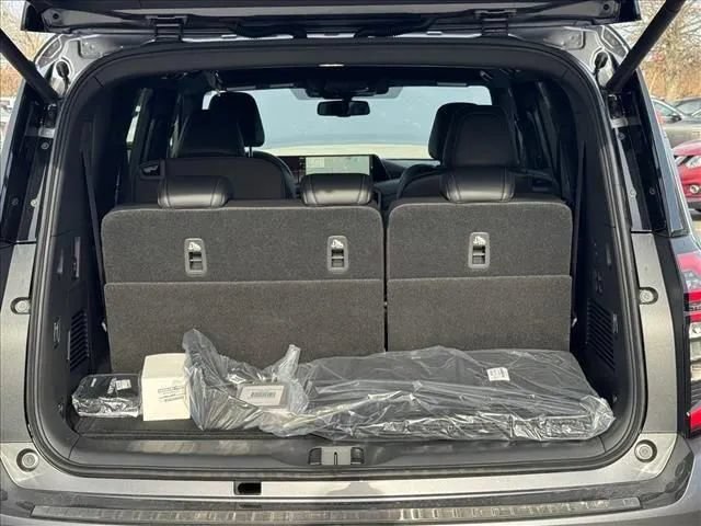 New 2026 Nissan Armada PRO-4X w/ Captain's Chari Seat Package AWD/4WD image 22