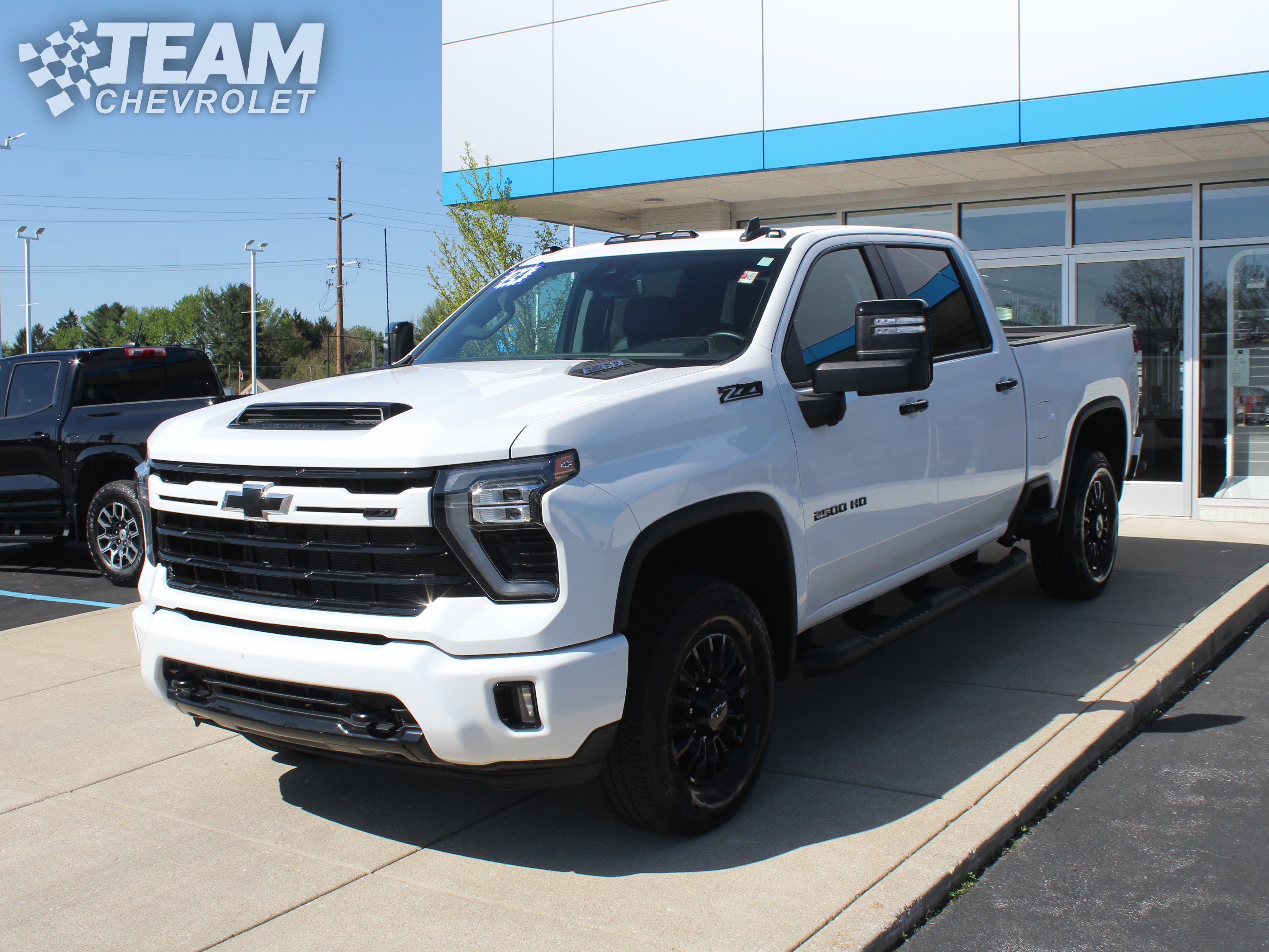 Used 2024 Chevrolet Silverado 2500 LT w/ Z71 Sport Edition AWD/4WD image 8