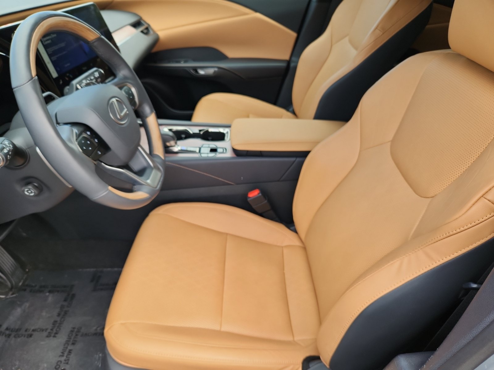 Used 2023 Lexus RX 350 Premium Plus w/ Cold Area Package AWD/4WD image 29