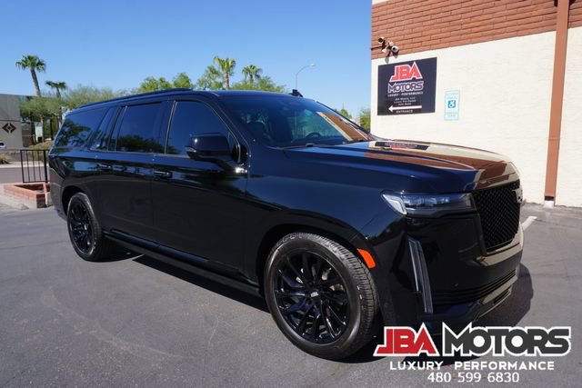 Used 2021 Cadillac Escalade ESV Sport w/ Driver Assist Tech Package image 3