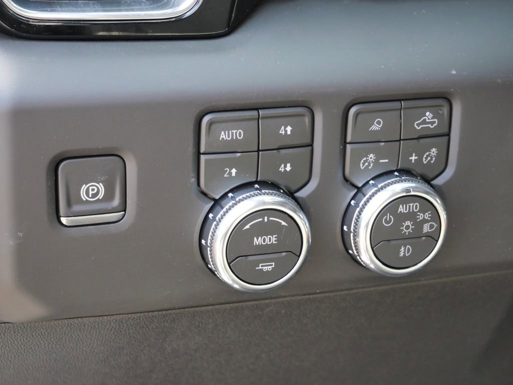 New 2026 GMC Sierra 3500 Denali w/ Denali Reserve Package image 41