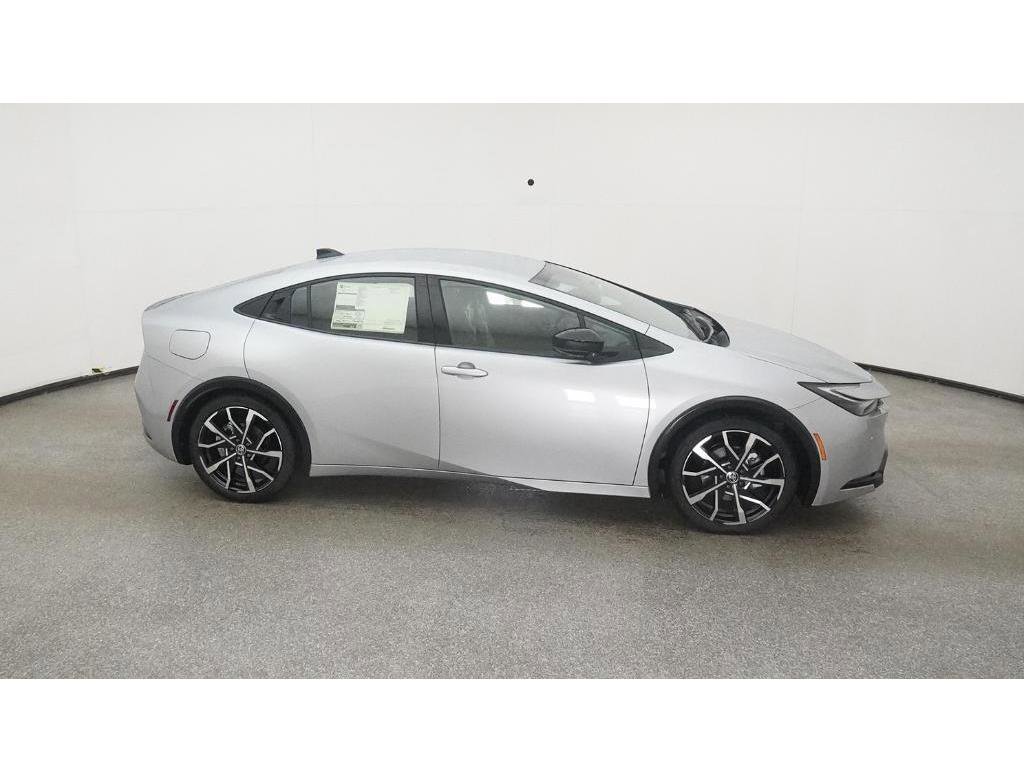 New 2026 Toyota Prius Plug-In Hybrid image 11