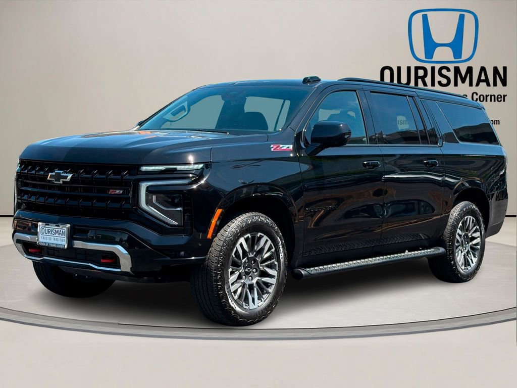 Used 2025 Chevrolet Suburban Z71 AWD/4WD image 2