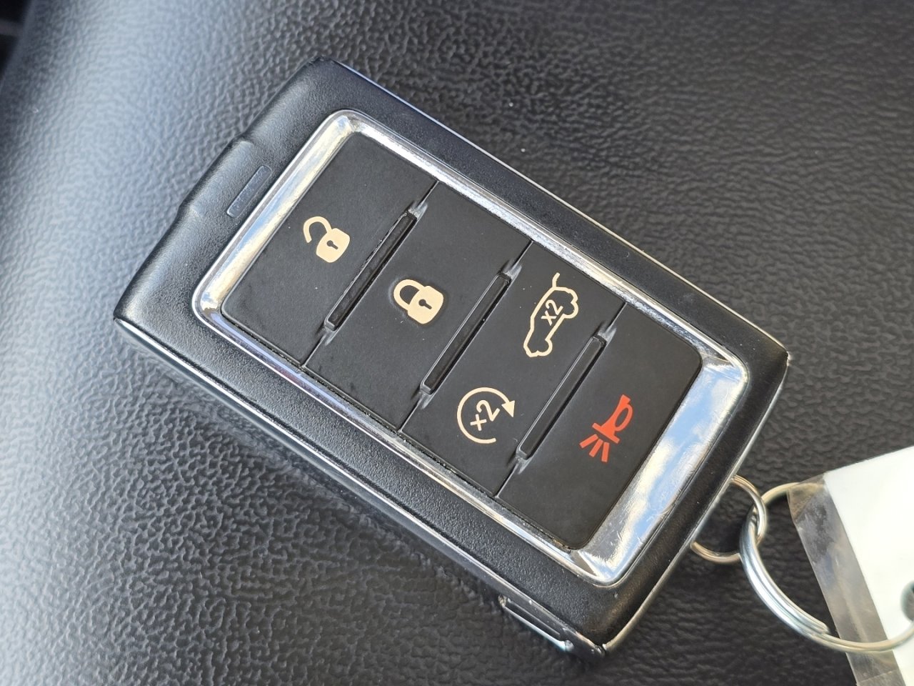 Used 2022 Jeep Grand Cherokee L Laredo w/ Luxury Tech Group I image 30