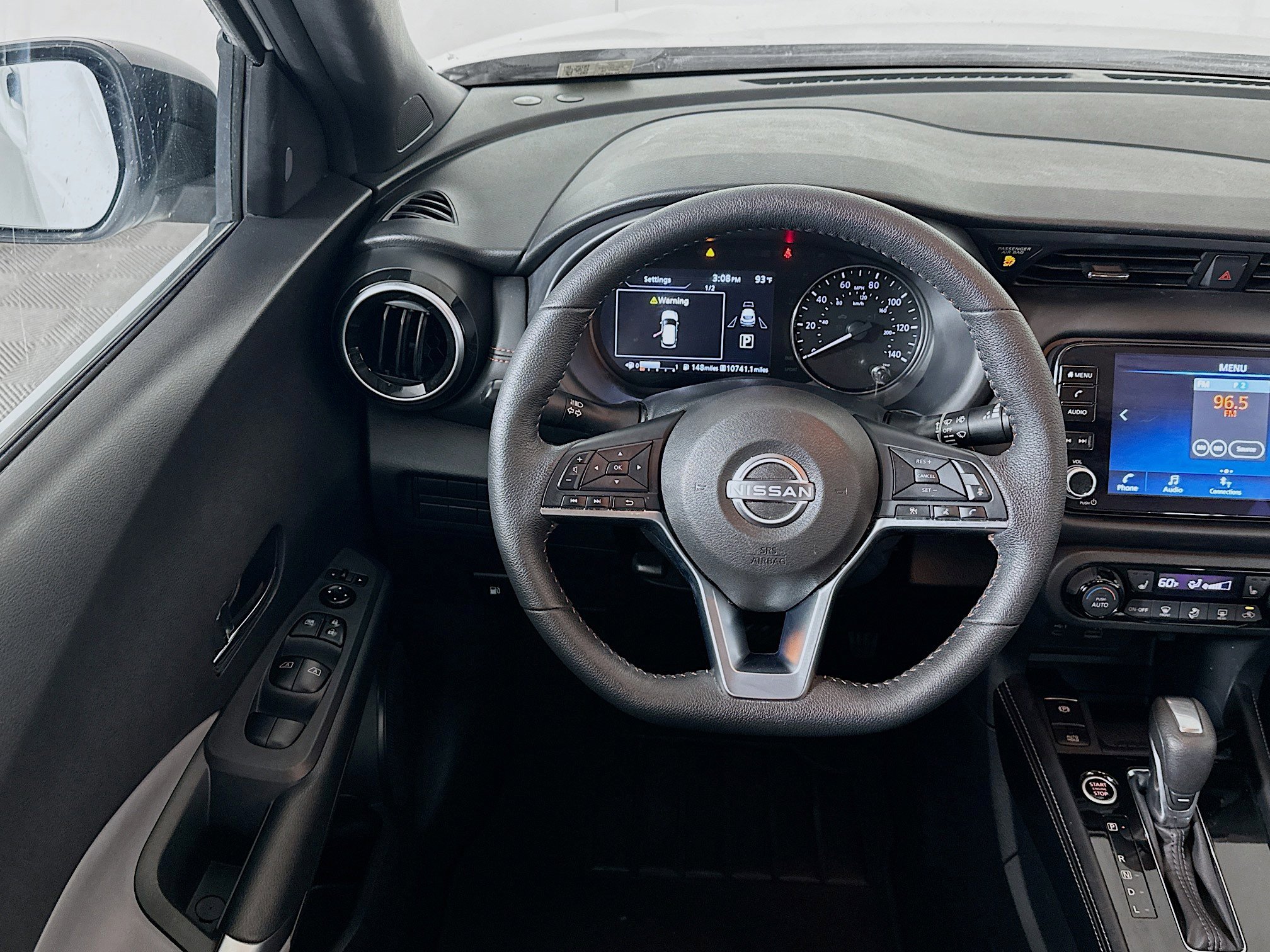 Used 2024 Nissan Kicks SR w/ SR Premium Package image 18