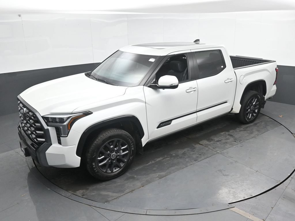 Used 2024 Toyota Tundra Platinum AWD/4WD image 34