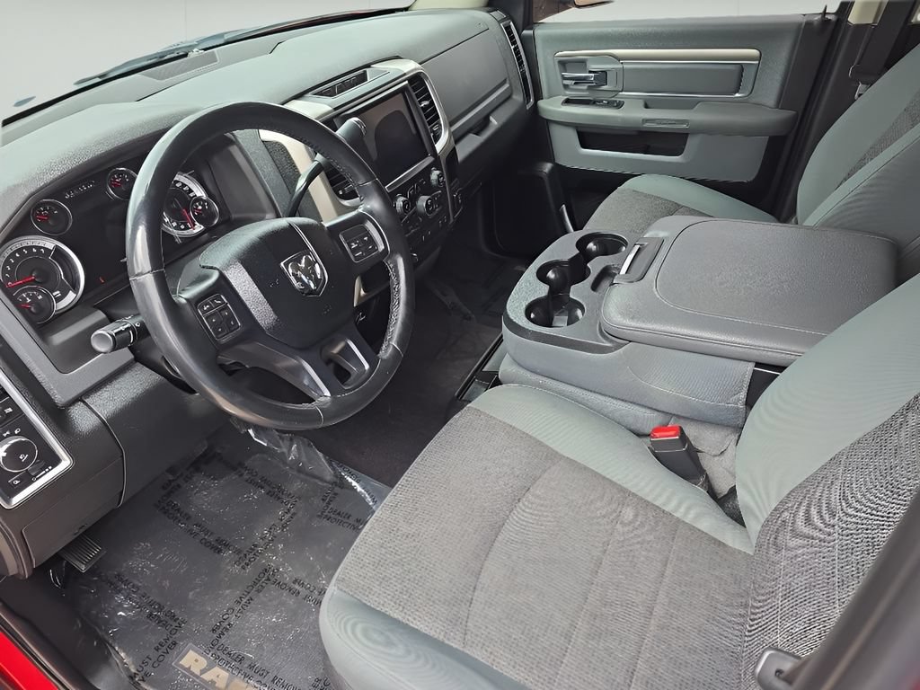 Used 2018 RAM 2500 SLT w/ Luxury Group AWD/4WD image 39
