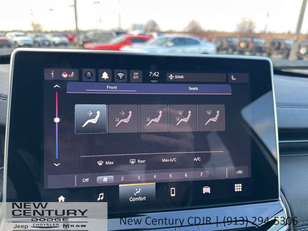 New 2026 Jeep Compass Latitude image 25