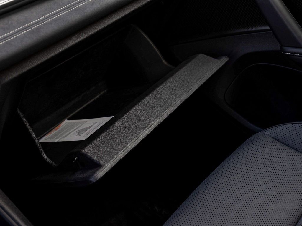 Used 2025 Volkswagen Tiguan SE image 20