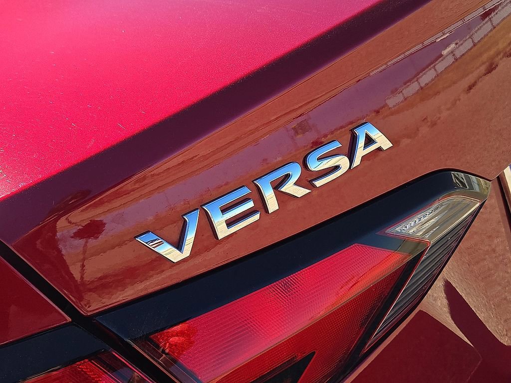 Used 2025 Nissan Versa SV image 11