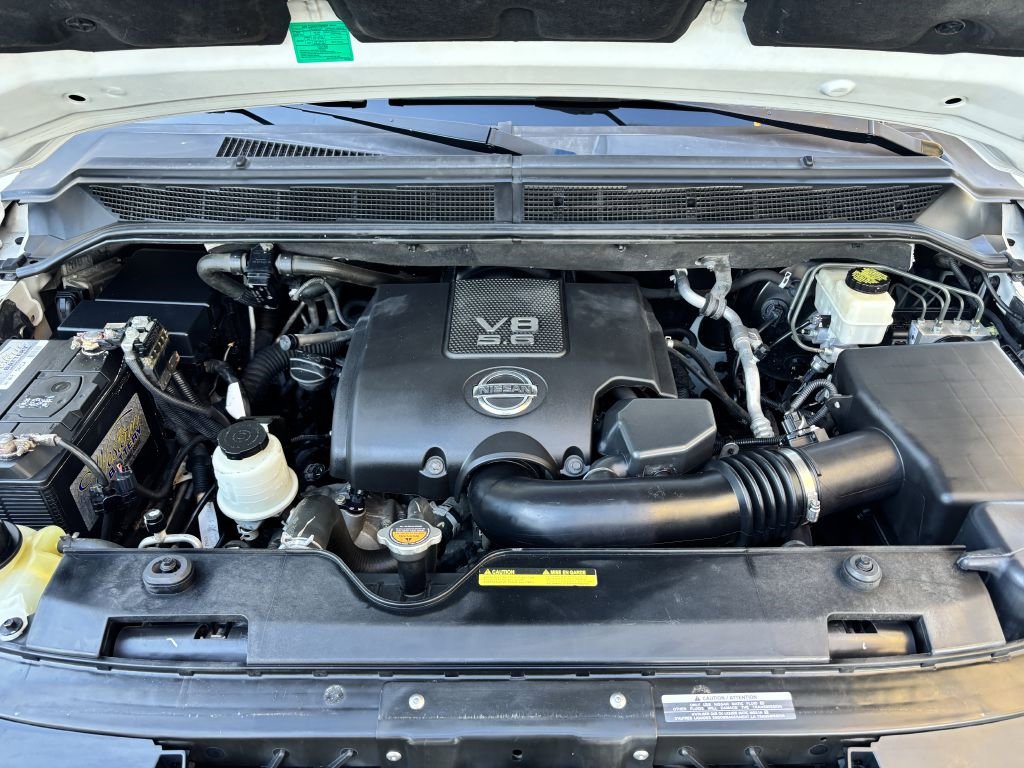 Used 2014 Nissan Armada Platinum image 33