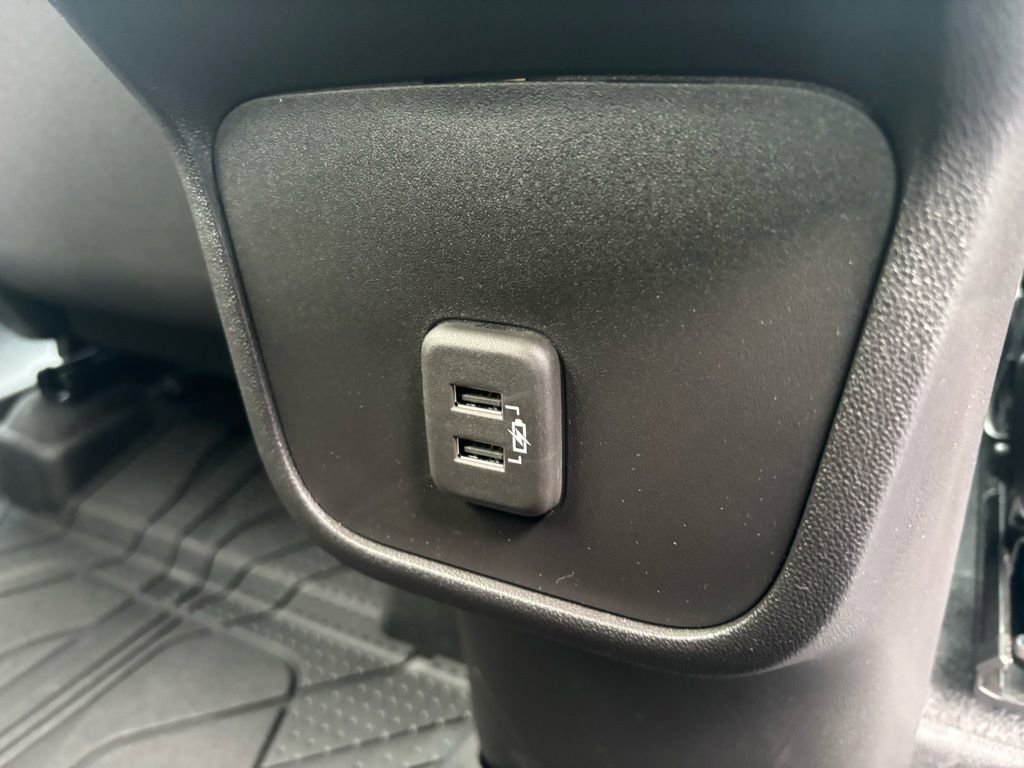 Used 2024 Chevrolet Equinox LT w/ LPO, Floor Liner Package image 18