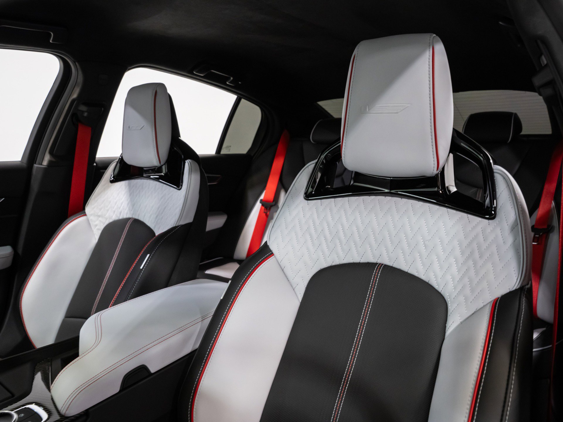 Used 2026 Cadillac CT5 V Blackwing w/ Carbon Fiber 1 Package image 40