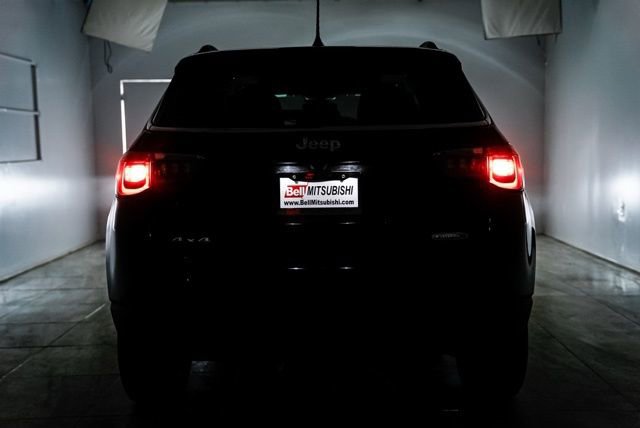 Used 2022 Jeep Compass Latitude w/ Sun and Sound Group image 38