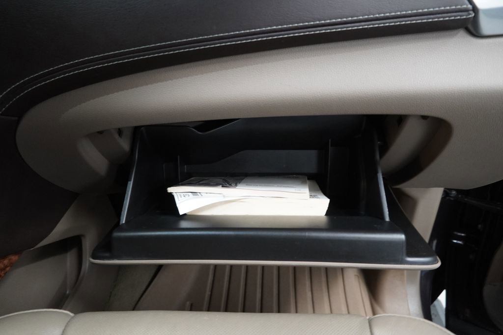 Used 2015 Chevrolet Tahoe LTZ image 44