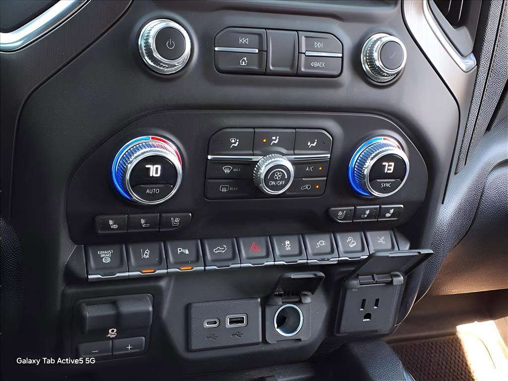 Used 2023 GMC Sierra 2500 AT4 w/ AT4 Premium Plus Package image 9