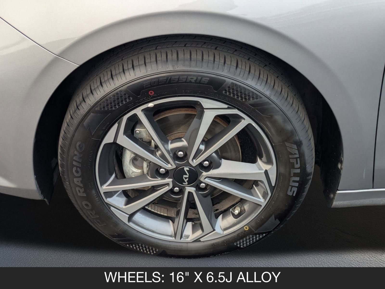 Used 2024 Kia Forte LXS image 11