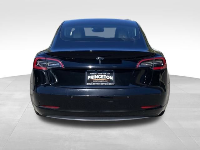 Used 2021 Tesla Model 3 Standard Range Plus image 5