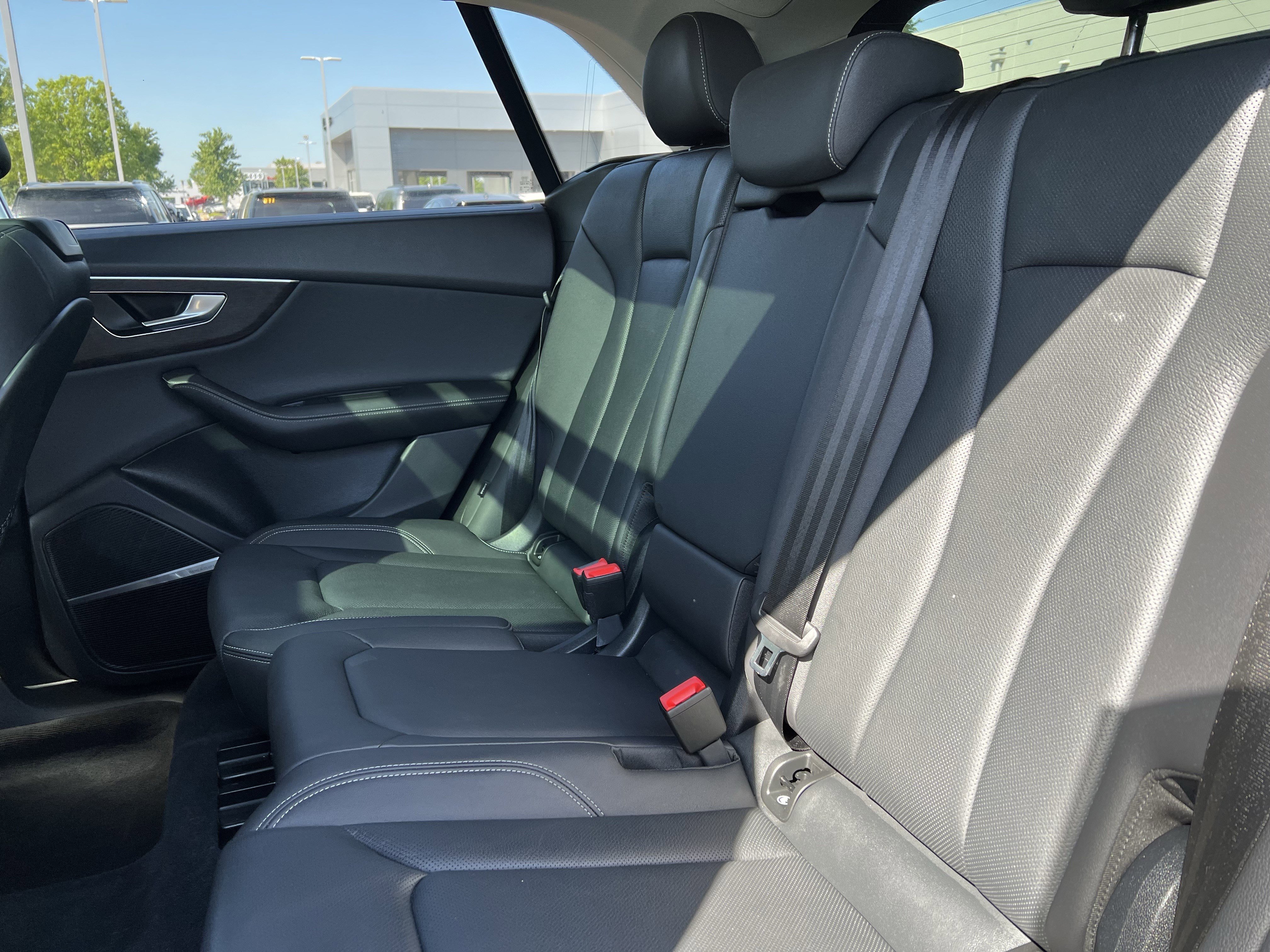 Certified 2023 Audi Q8 Premium Plus w/ Premium Plus Package AWD/4WD image 34