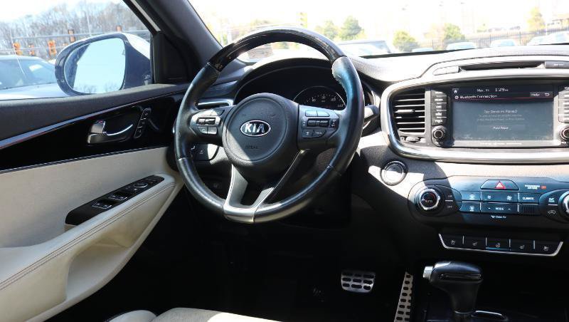 Used 2017 Kia Sorento SX FWD image 18