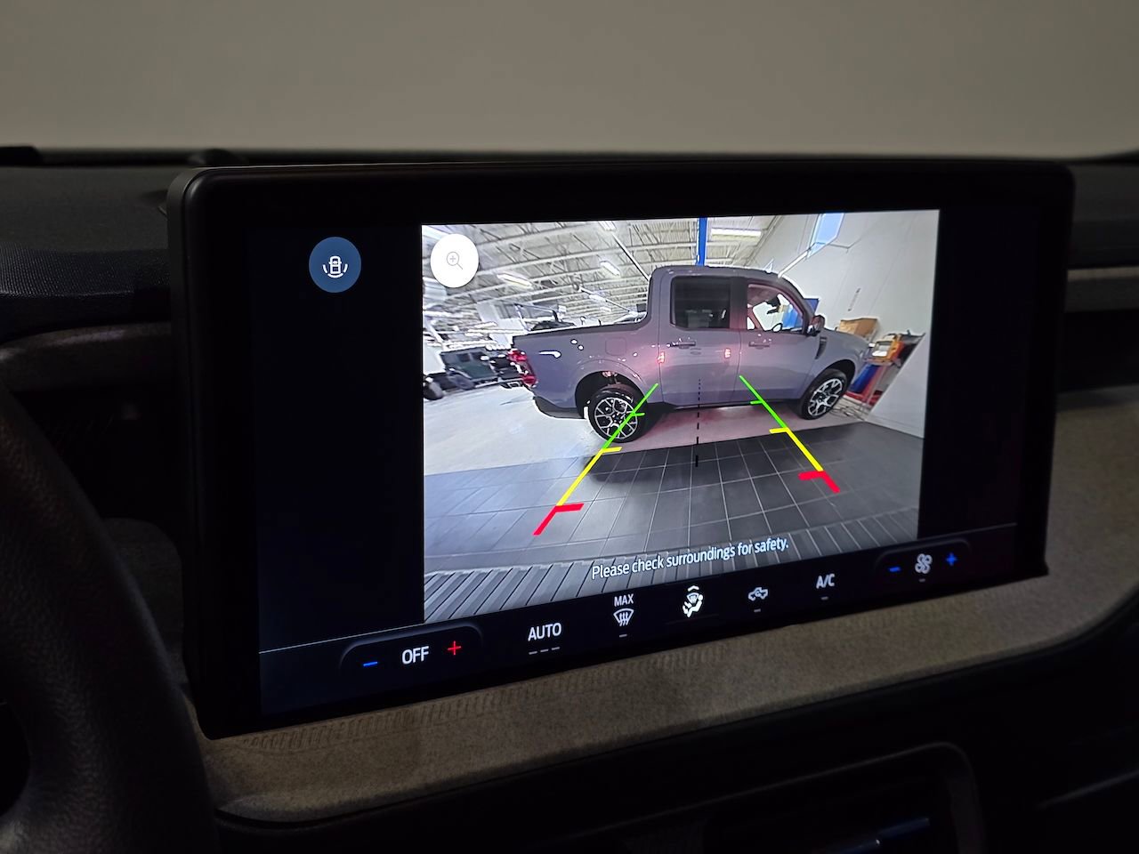 New 2025 Ford Maverick XLT image 27