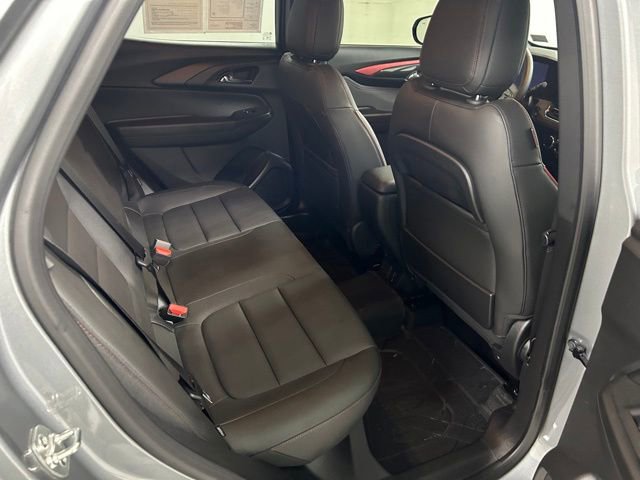 Used 2025 Chevrolet TrailBlazer RS w/ Convenience Package AWD/4WD image 15