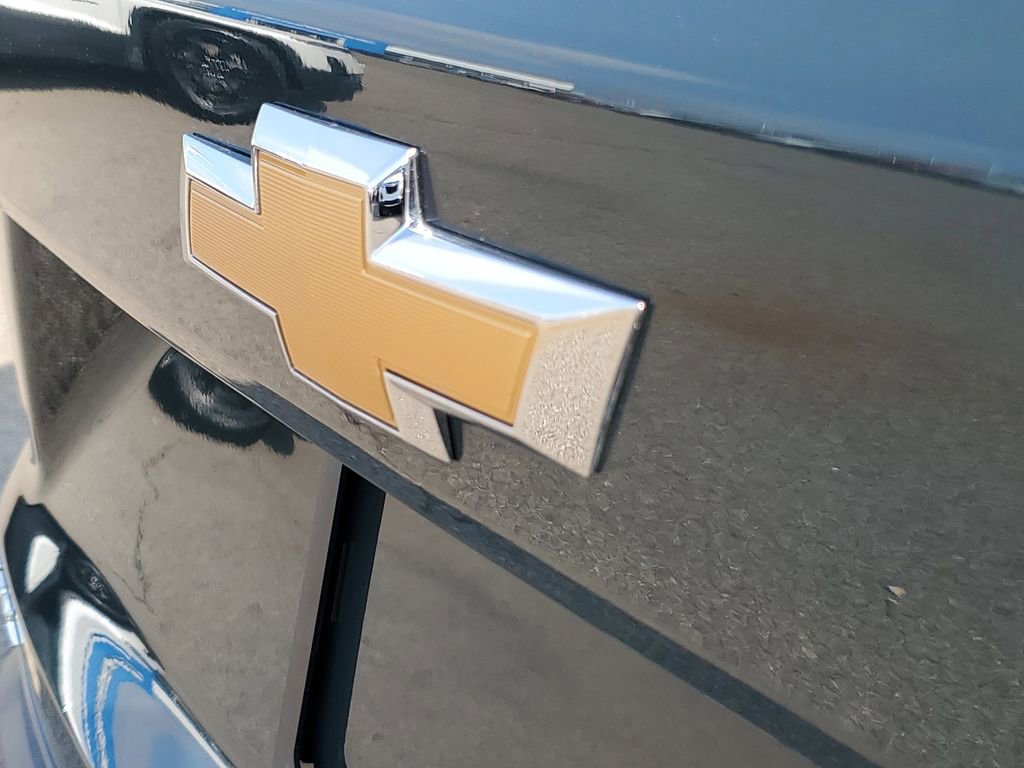 Used 2025 Chevrolet Trax LT w/ LT Convenience Package image 37