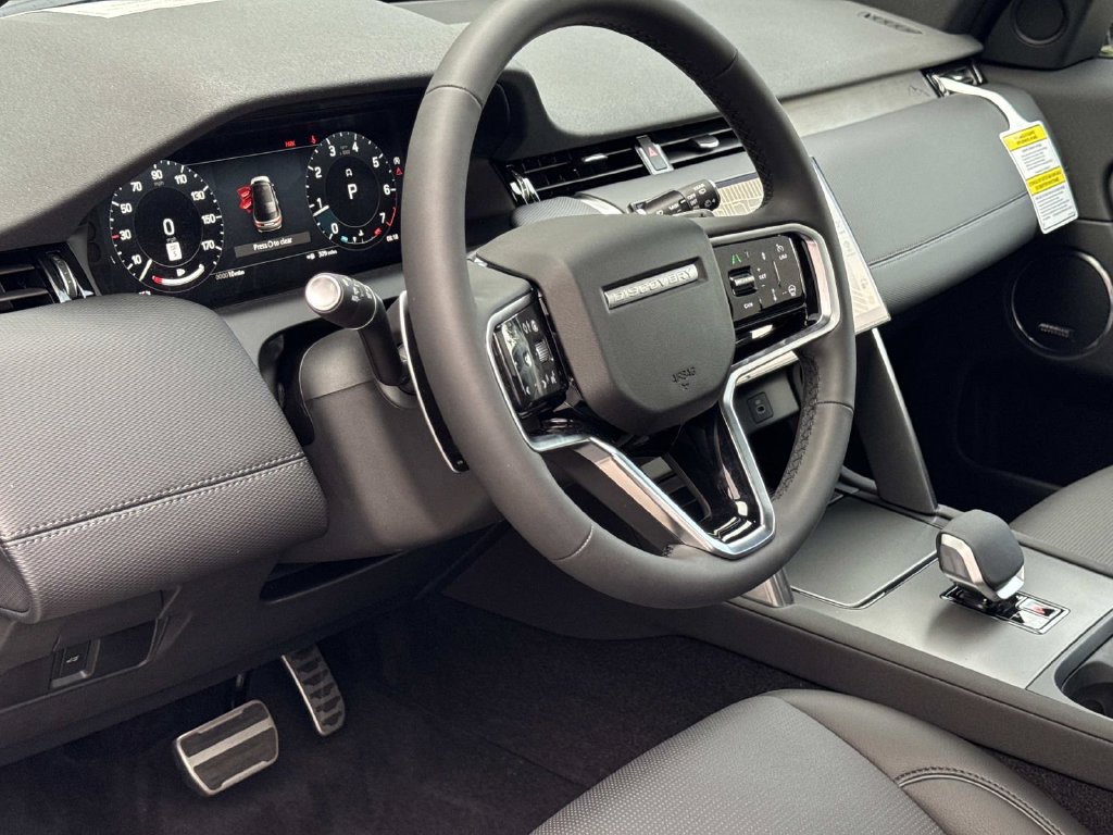 New 2026 Land Rover Discovery Sport Landmark AWD/4WD image 24
