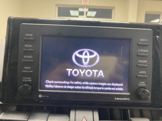 Used 2021 Toyota RAV4 LE FWD image 28