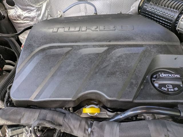 Certified 2024 Chevrolet Trax RS w/ Sunroof Package FWD image 27