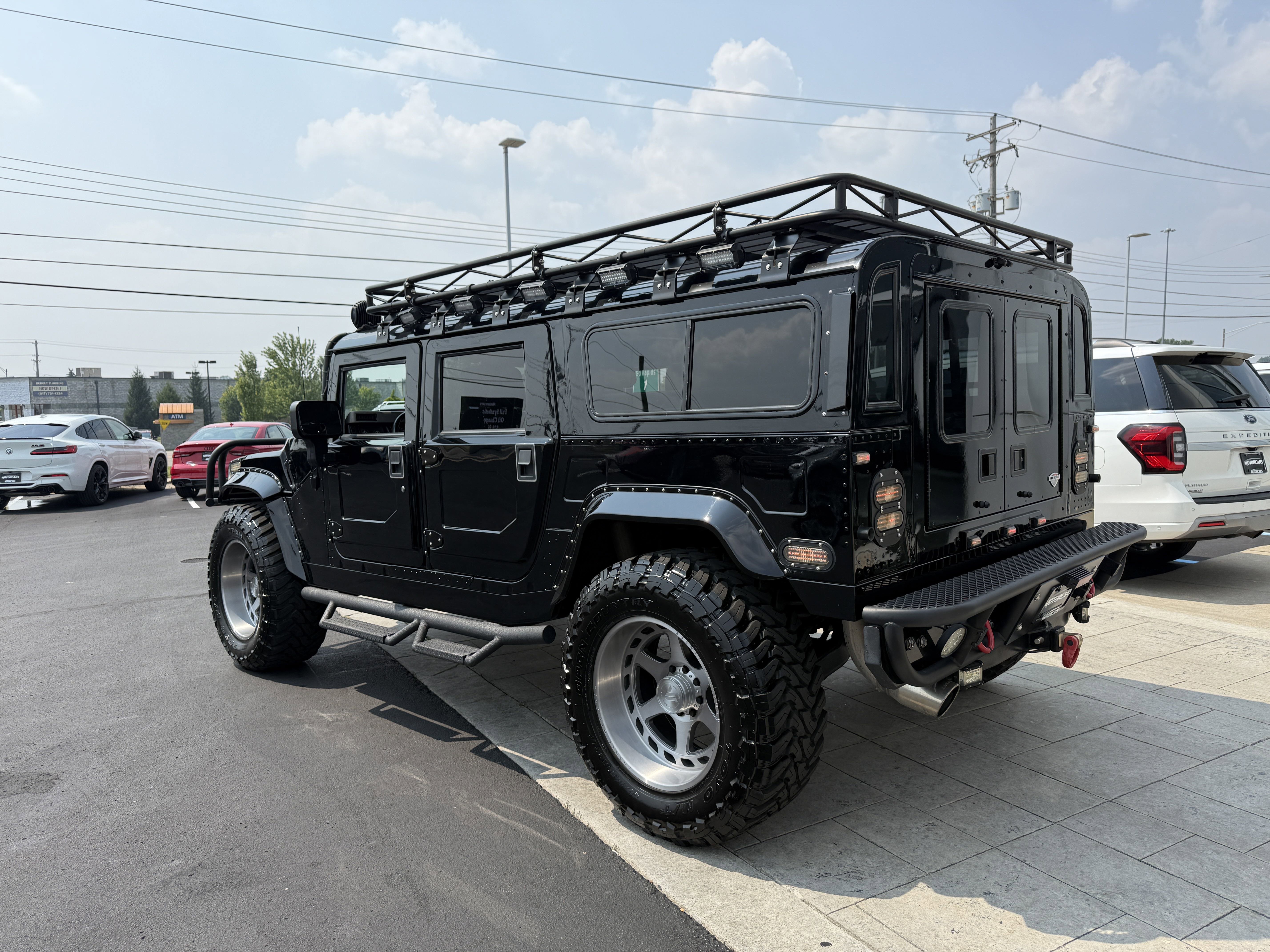 Used 2001 HUMMER H1 4-Door Wagon image 4