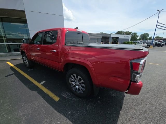 Used 2023 Toyota Tacoma Limited AWD/4WD image 3