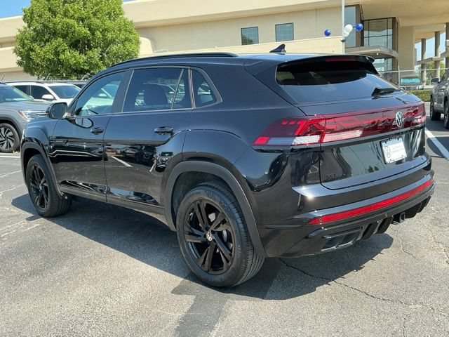 Certified 2026 Volkswagen Atlas Cross Sport SEL R-Line AWD/4WD image 5